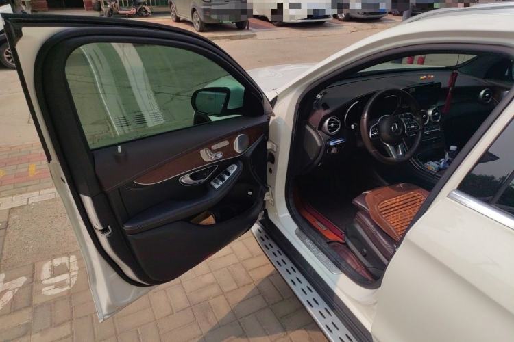 Used Mercedes-Benz GLC 2020 Facelifted GLC 300 L 4MATIC Luxury Edition Driver Seat