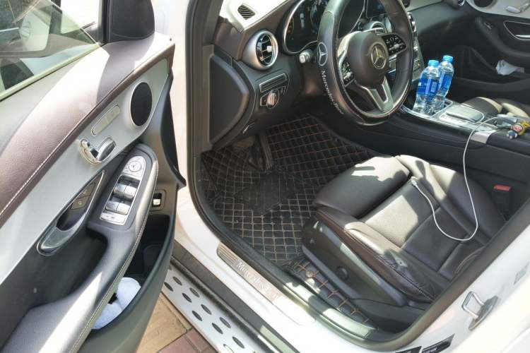 Used Mercedes-Benz GLC 2020 Facelifted GLC 260 L 4MATIC Dynamic Edition Driver Seat