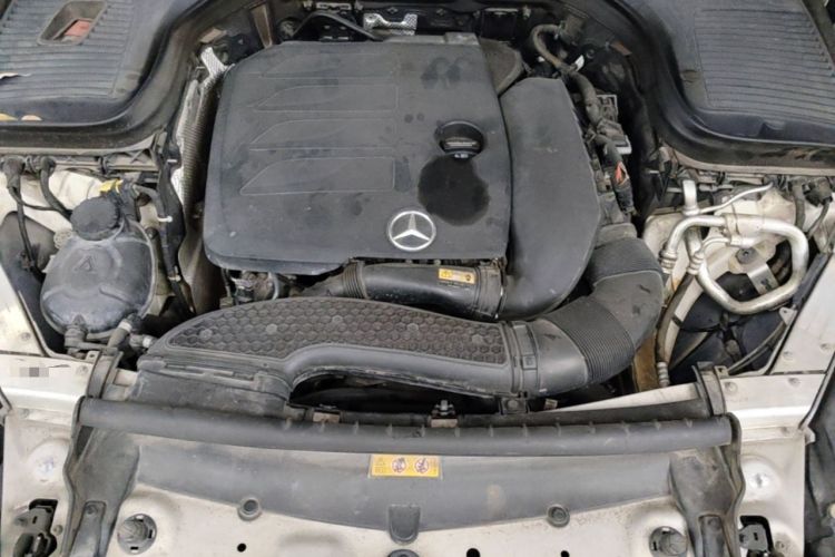 Used Mercedes-Benz GLC 2020 GLC 300 L 4MATIC Dynamic Edition Engine Bay