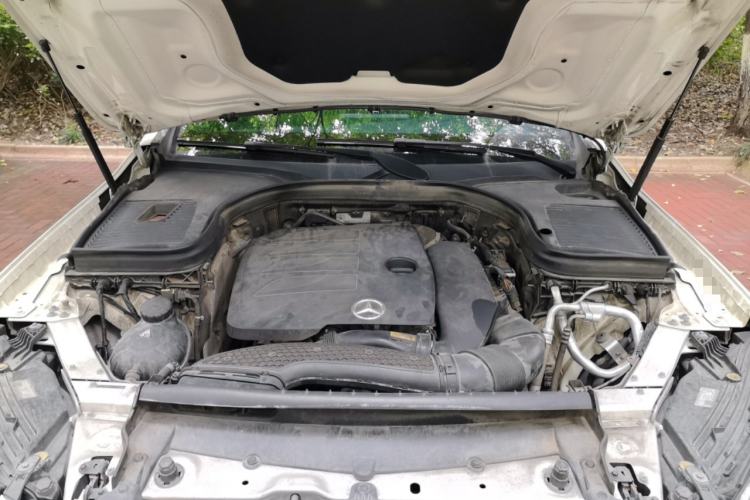 Used Mercedes-Benz GLC 2020 GLC 300 L 4MATIC Dynamic Edition Engine Bay