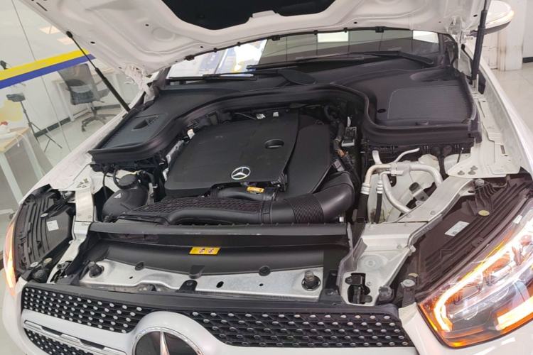 Used Mercedes-Benz GLC 2020 Facelift GLC 260 L 4MATIC Luxury Edition Engine Bay