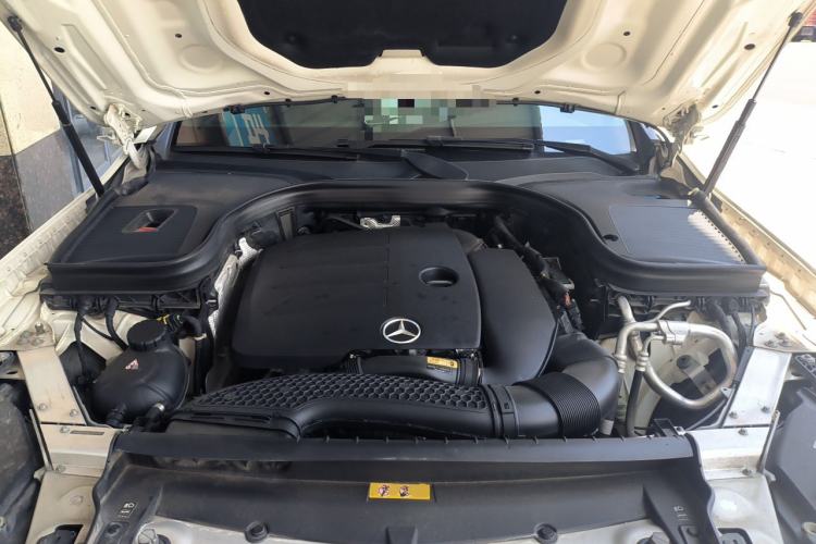 Used Mercedes-Benz GLC 2020 GLC 300 L 4MATIC Luxury Model Engine Bay