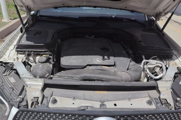 Used Mercedes-Benz GLC 2020 GLC 300 L 4MATIC Dynamic Edition Engine Bay