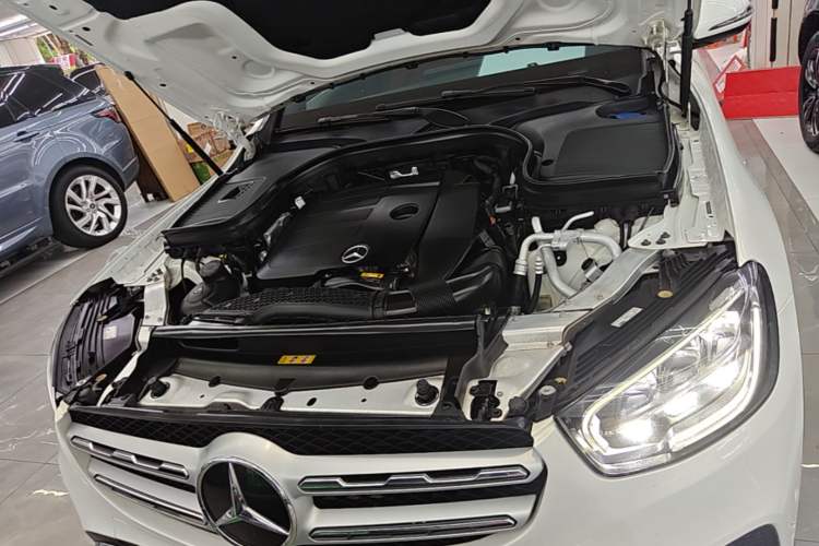 Used Mercedes-Benz GLC 2020 Facelifted GLC 260 L 4MATIC Dynamic Edition Engine Bay