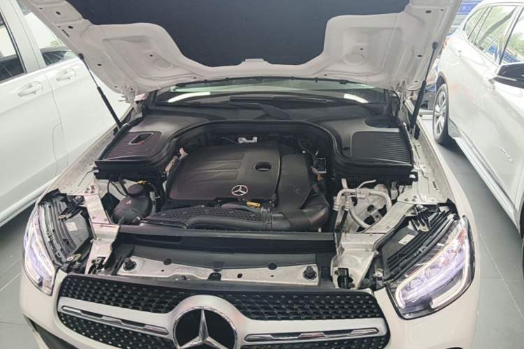 Used Mercedes-Benz GLC 2020 GLC 260 L 4MATIC Luxury Model Engine Bay