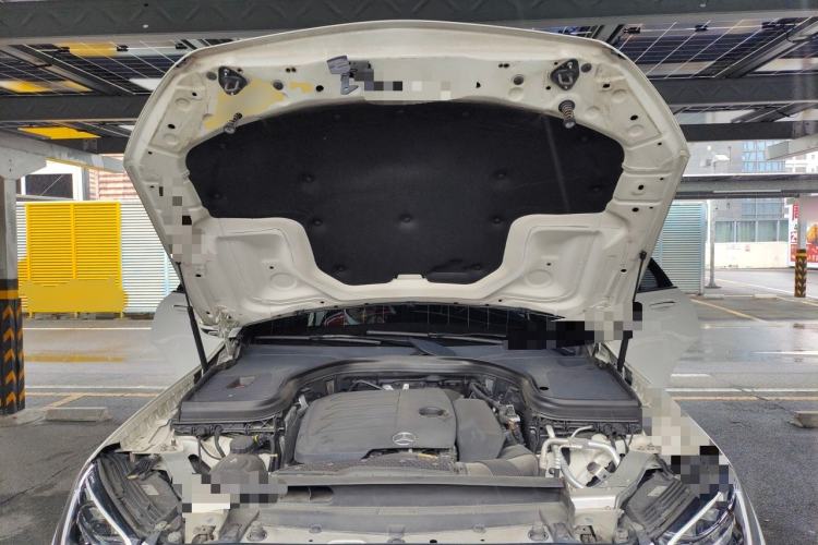 Used Mercedes-Benz GLC 2020 GLC 300 L 4MATIC Luxury Model Engine Bay