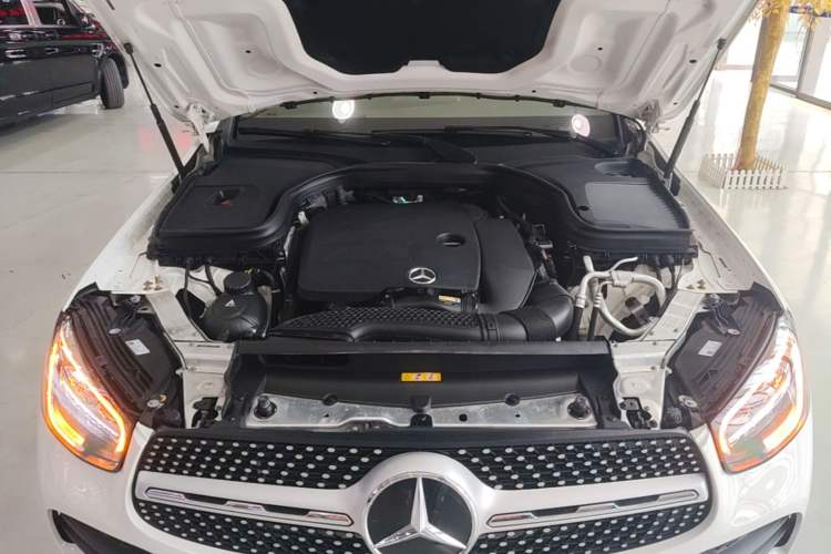 Used Mercedes-Benz GLC 2020 Facelift GLC 300 L 4MATIC Dynamic Edition Engine Bay