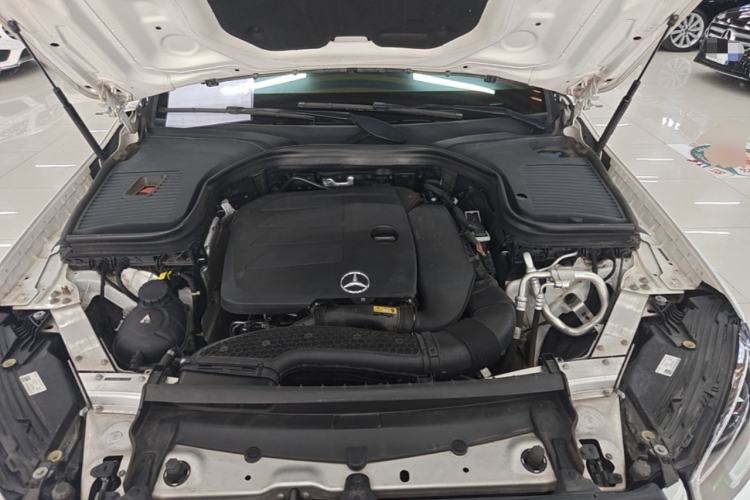 Used Mercedes-Benz GLC 2020 GLC 300 L 4MATIC Dynamic Edition Engine Bay