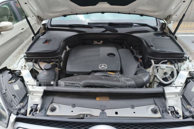Used Mercedes-Benz GLC 2020 GLC 260 L 4MATIC Dynamic Model Engine Bay
