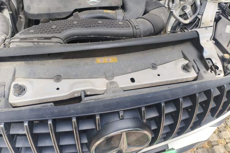 Used Mercedes-Benz GLC 2020 Facelift GLC 300 L 4MATIC Dynamic Edition Engine Bay