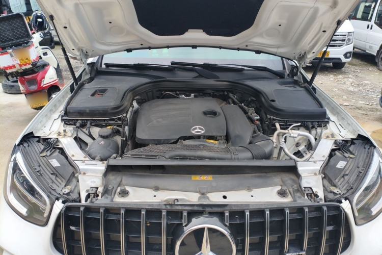 Used Mercedes-Benz GLC 2020 Facelift GLC 260 L 4MATIC Luxury Edition Engine Bay