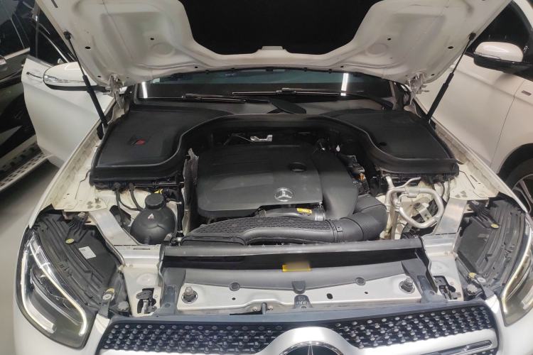 Used Mercedes-Benz GLC 2020 GLC 300 L 4MATIC Dynamic Edition Engine Bay