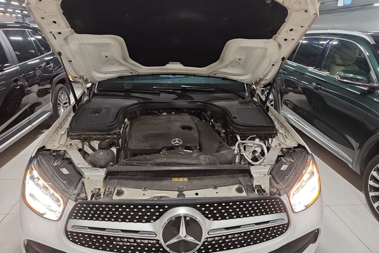 Used Mercedes-Benz GLC 2020 Facelift GLC 260 L 4MATIC Luxury Edition Engine Bay