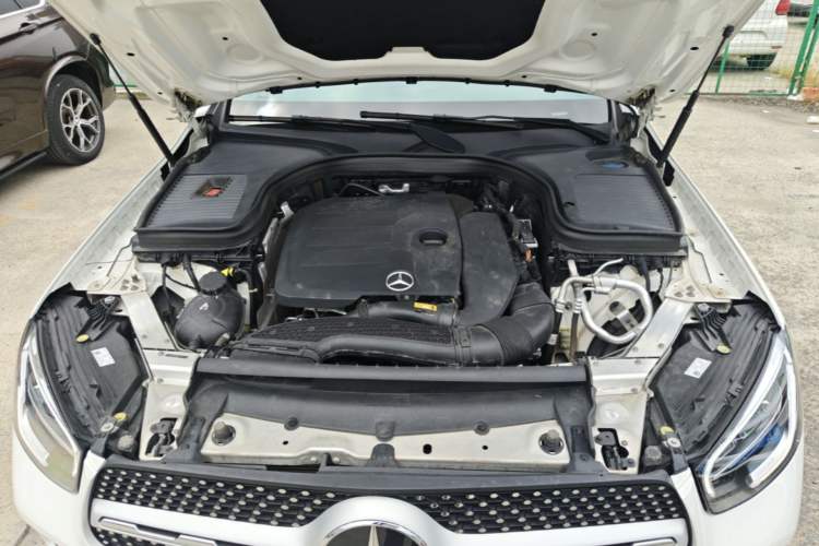 Used Mercedes-Benz GLC 2020 Facelift GLC 260 L 4MATIC Luxury Edition Engine Bay