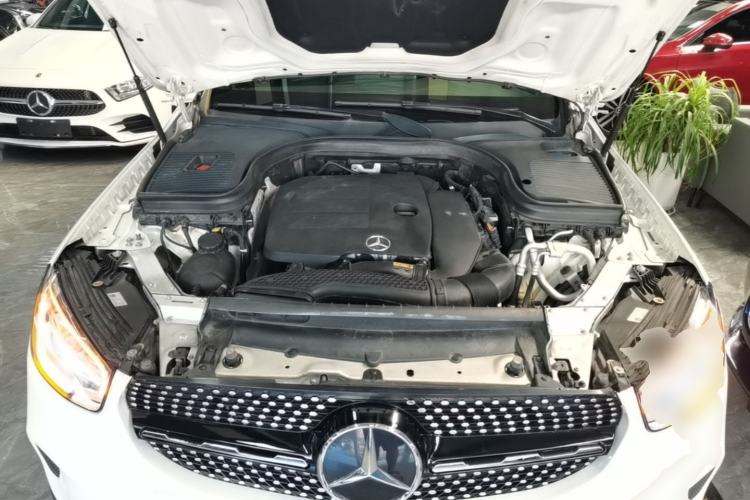 Used Mercedes-Benz GLC 2020 GLC 260 L 4MATIC Dynamic Model Engine Bay