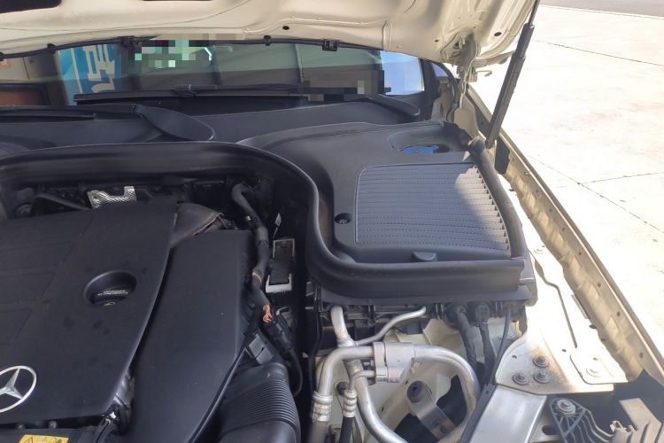 Used Mercedes-Benz GLC 2020 GLC 300 L 4MATIC Luxury Model Engine Bay Left