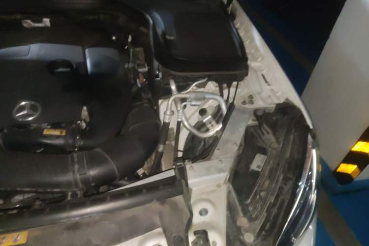 Used Mercedes-Benz GLC 2020 Facelift GLC 300 L 4MATIC Dynamic Edition Engine Bay Left