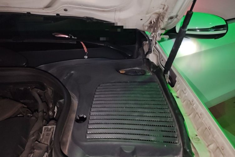 Used Mercedes-Benz GLC 2020 Facelift GLC 300 L 4MATIC Dynamic Edition Engine Bay Left