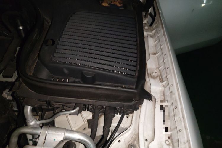 Used Mercedes-Benz GLC 2020 Facelifted GLC 260 L 4MATIC Dynamic Edition Engine Bay Left