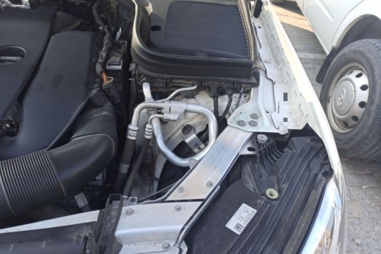 Used Mercedes-Benz GLC 2020 GLC 260 L 4MATIC Luxury Model Engine Bay Left
