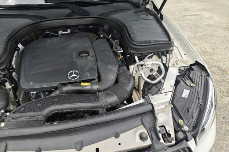 Used Mercedes-Benz GLC 2020 Facelift GLC 260 L 4MATIC Luxury Edition Engine Bay Left