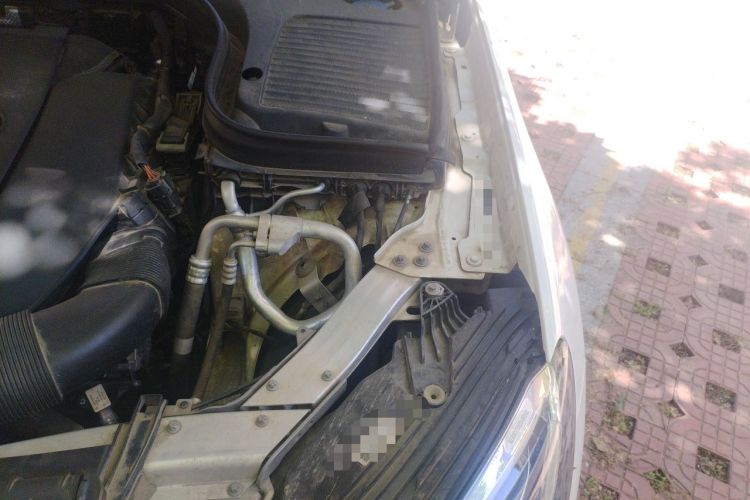 Used Mercedes-Benz GLC 2020 GLC 260 L 4MATIC Luxury Model Engine Bay Left