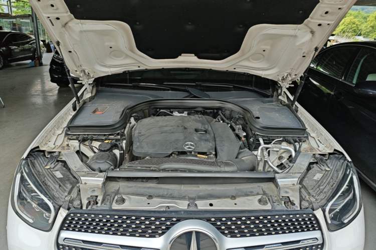 Used Mercedes-Benz GLC 2020 GLC 260 L 4MATIC Luxury Model Engine Bay
