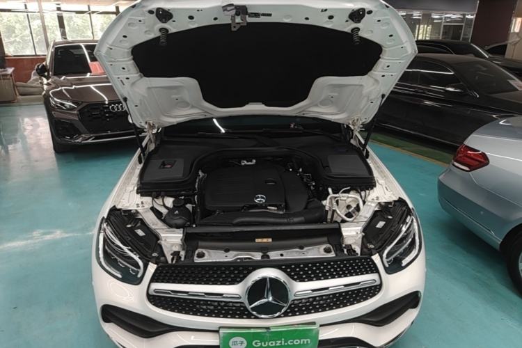 Used Mercedes-Benz GLC 2020 GLC 300 L 4MATIC Dynamic Edition Engine Bay