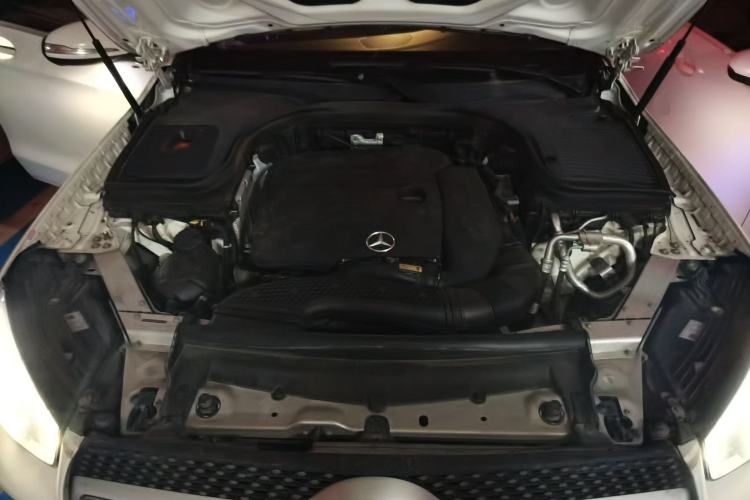 Used Mercedes-Benz GLC 2020 GLC 300 L 4MATIC Dynamic Edition Engine Bay
