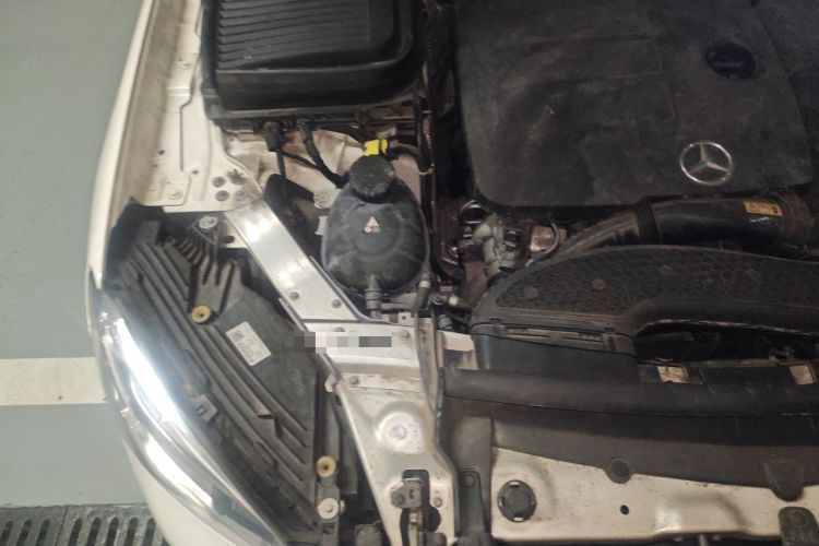 Used Mercedes-Benz GLC 2020 Facelift GLC 260 L 4MATIC Luxury Edition Engine Bay Right