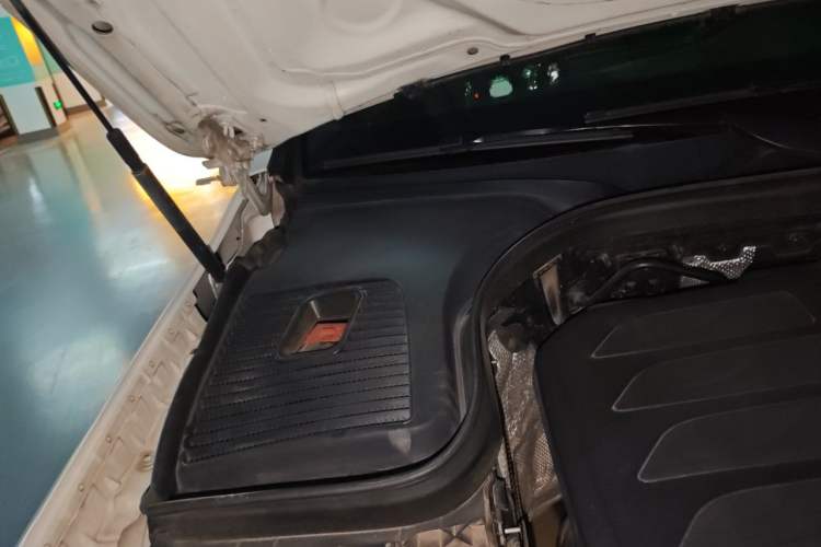 Used Mercedes-Benz GLC 2020 Facelift GLC 300 L 4MATIC Dynamic Edition Engine Bay Right