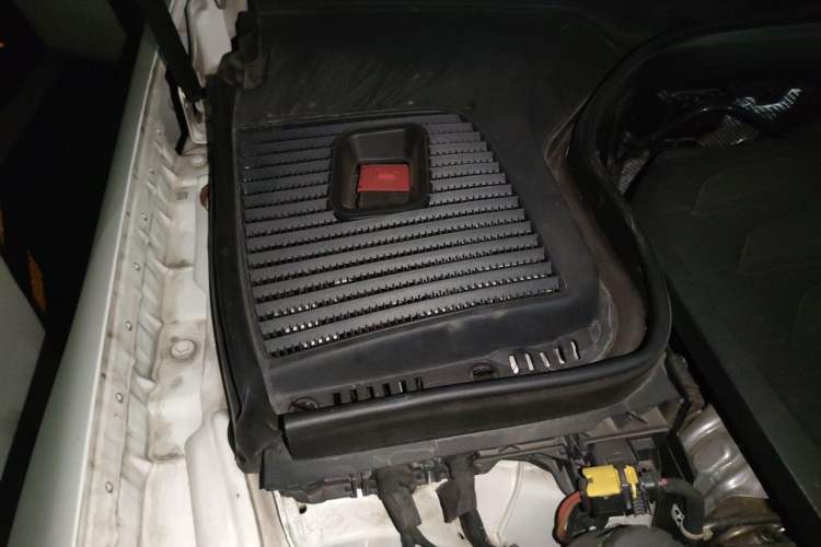 Used Mercedes-Benz GLC 2020 Facelifted GLC 260 L 4MATIC Dynamic Edition Engine Bay Right