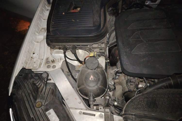 Used Mercedes-Benz GLC 2020 GLC 260 L 4MATIC Luxury Model Engine Bay Right