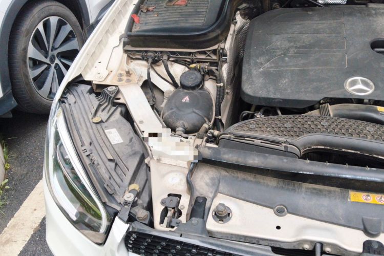 Used Mercedes-Benz GLC 2020 GLC 260 L 4MATIC Dynamic Model Engine Bay Right