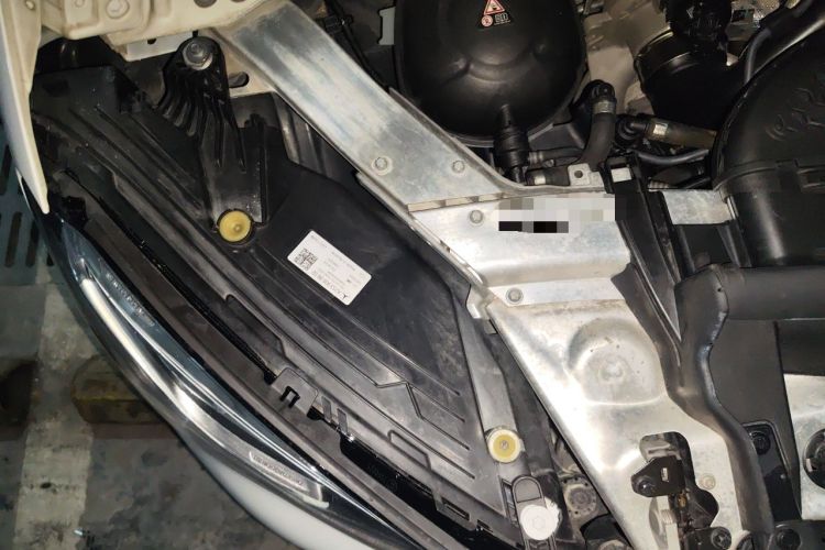 Used Mercedes-Benz GLC 2020 Facelift GLC 260 L 4MATIC Luxury Edition Engine Bay Right