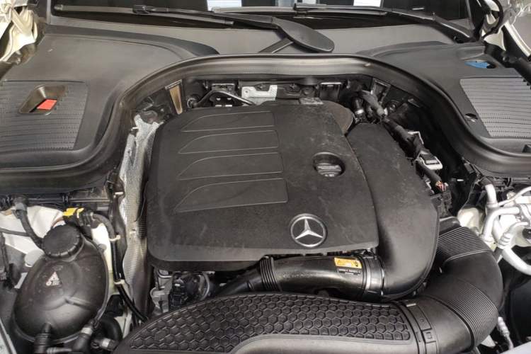Used Mercedes-Benz GLC 2020 GLC 260 L 4MATIC Luxury Model Engine Bay