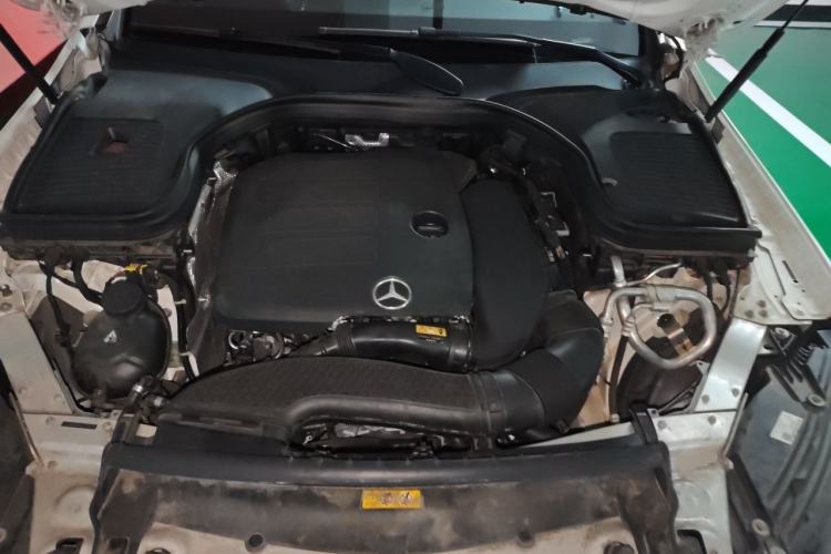 Used Mercedes-Benz GLC 2020 GLC 260 L 4MATIC Luxury Model Engine Bay