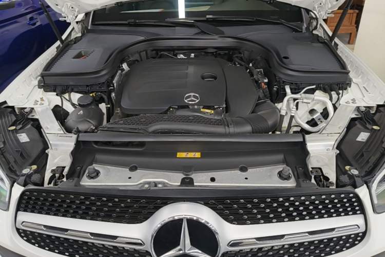 Used Mercedes-Benz GLC 2020 Facelift GLC 300 L 4MATIC Dynamic Edition Engine Bay