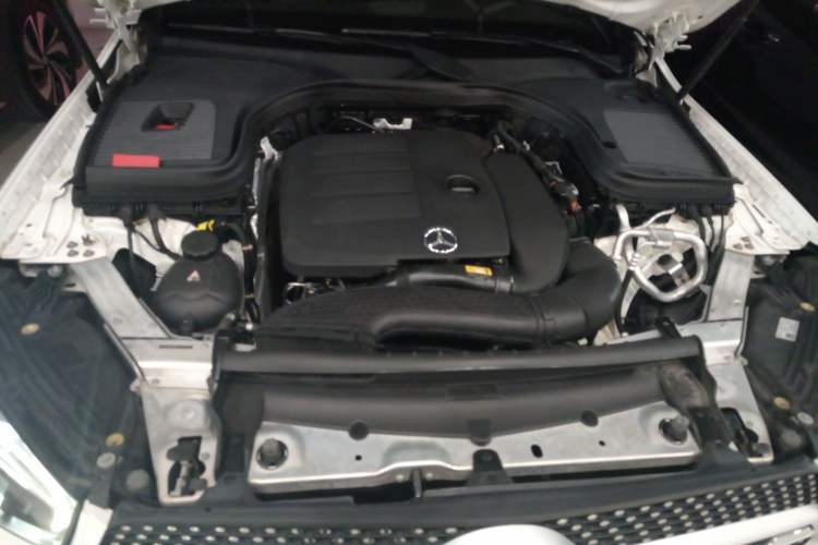 Used Mercedes-Benz GLC 2020 Facelift GLC 300 L 4MATIC Dynamic Edition Engine Bay