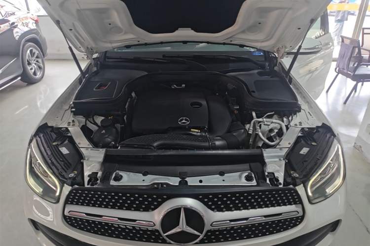 Used Mercedes-Benz GLC 2020 Facelift GLC 300 L 4MATIC Dynamic Edition Engine Bay