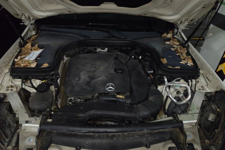Used Mercedes-Benz GLC 2020 GLC 300 L 4MATIC Dynamic Edition Engine Bay