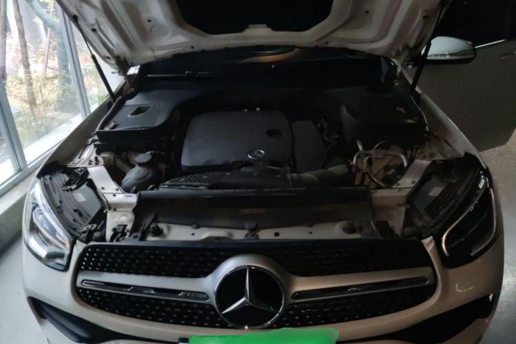 Used Mercedes-Benz GLC 2020 GLC 300 L 4MATIC Dynamic Edition Engine Bay