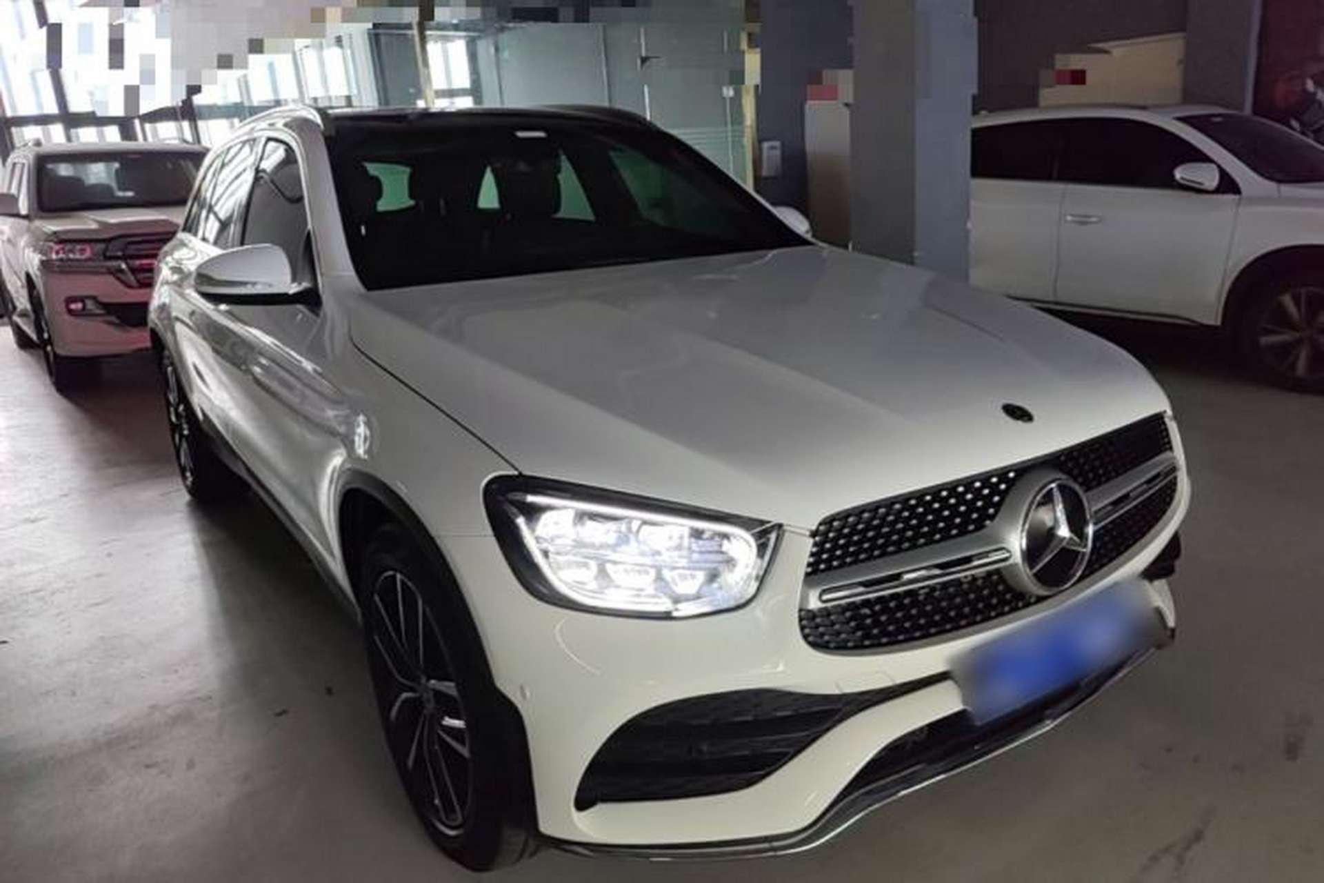 Used Mercedes-Benz GLC 2020 Facelift GLC 260 L 4MATIC Luxury Edition Exterior 1