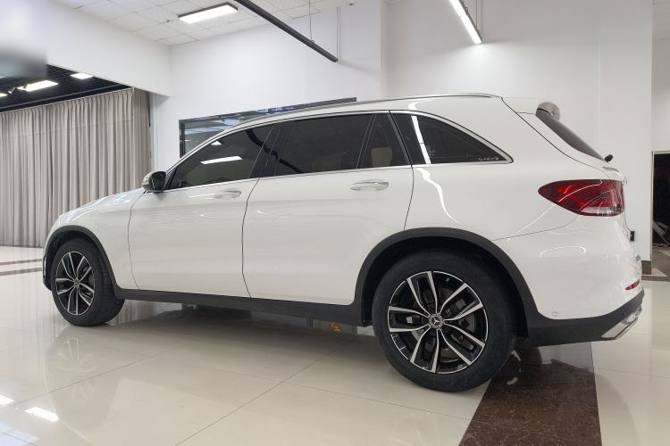 Used Mercedes-Benz GLC 2020 Facelift GLC 260 L 4MATIC Luxury Edition Exterior 1
