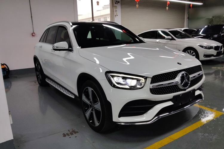 Used Mercedes-Benz GLC 2020 Facelifted GLC 300 L 4MATIC Luxury Edition Exterior 1