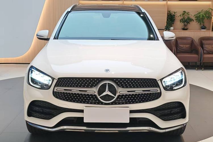 Used Mercedes-Benz GLC 2020 GLC 260 L 4MATIC Luxury Model Exterior 1