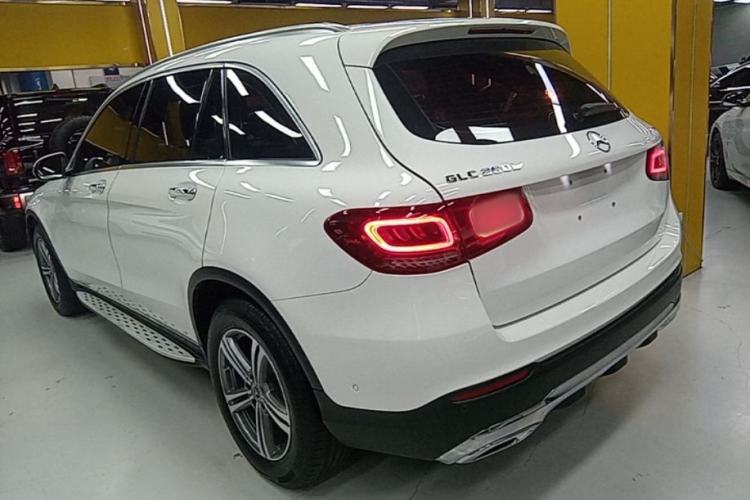 Used Mercedes-Benz GLC 2020 Facelift GLC 260 L 4MATIC Luxury Edition Exterior 2