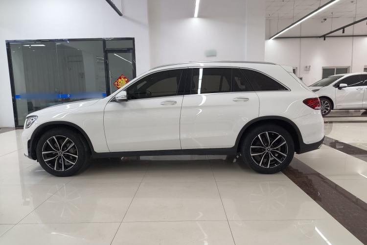 Used Mercedes-Benz GLC 2020 Facelift GLC 260 L 4MATIC Luxury Edition Exterior 2