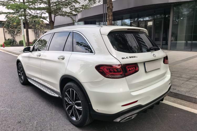 Used Mercedes-Benz GLC 2020 GLC 300 L 4MATIC Dynamic Edition Exterior 2