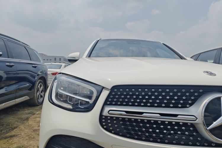 Used Mercedes-Benz GLC 2020 GLC 300 L 4MATIC Dynamic Edition Exterior 2